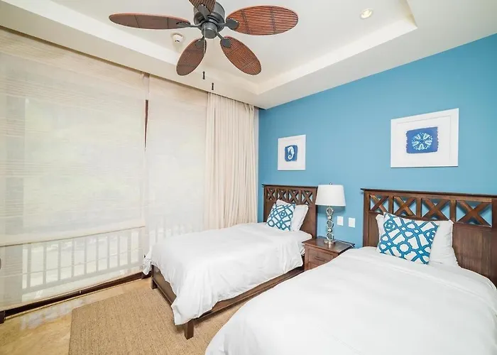 Ocean Views, Private Terrace & Concierge Ferienhaus