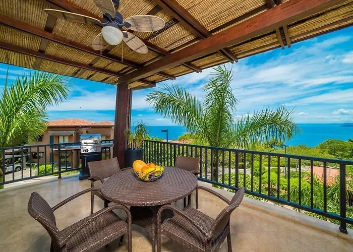 Ocean Views, Private Terrace & Concierge Ferienhaus *