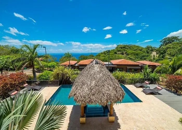 Ocean Views, Private Terrace & Concierge Ferienhaus